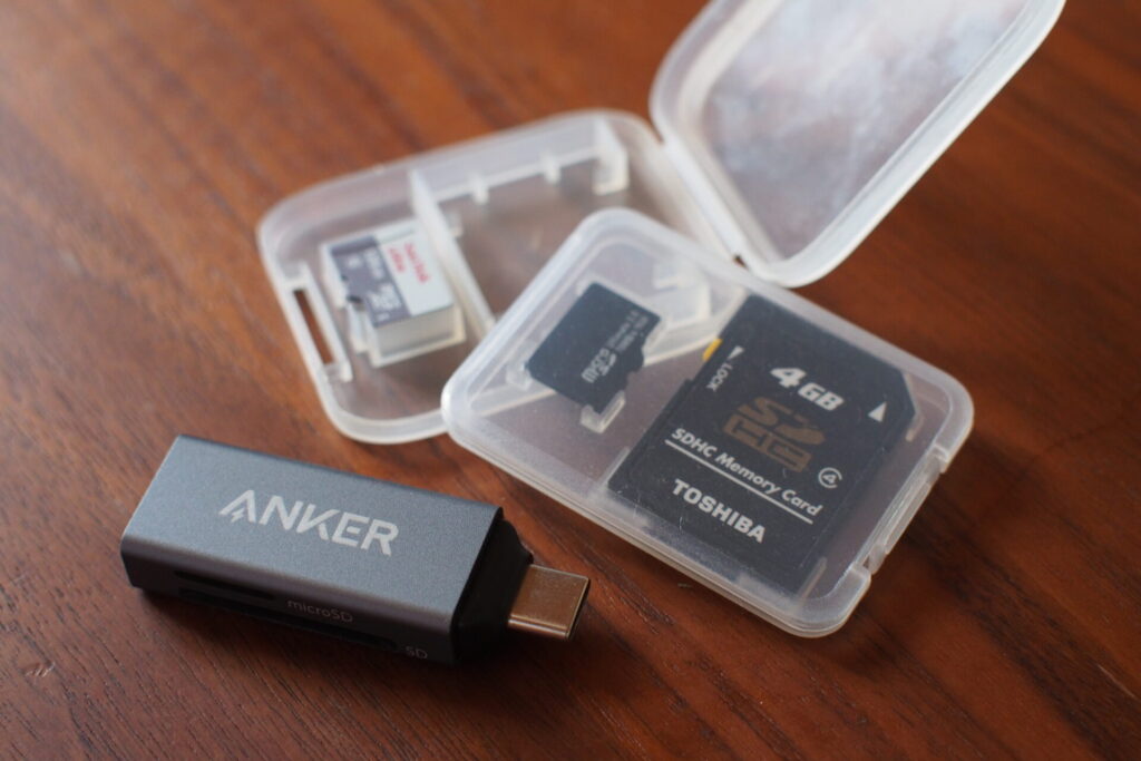 やっぱ迷ったらAnkerやね。Anker USB-C 2-in-1 カードリーダーが万能感 | yoshives