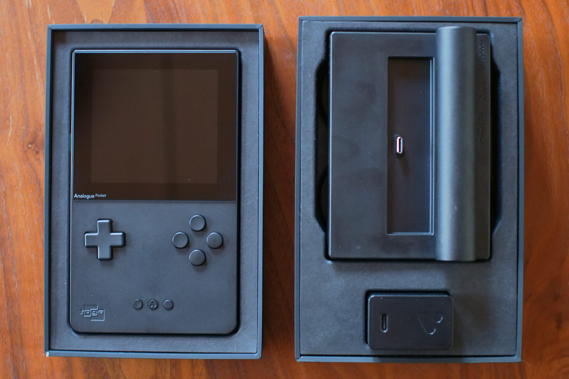 【レビュー】待望の！『Analogue Pocket』を手に入れたぞ！最高ｯｯｯｯ！！！！！ yoshives