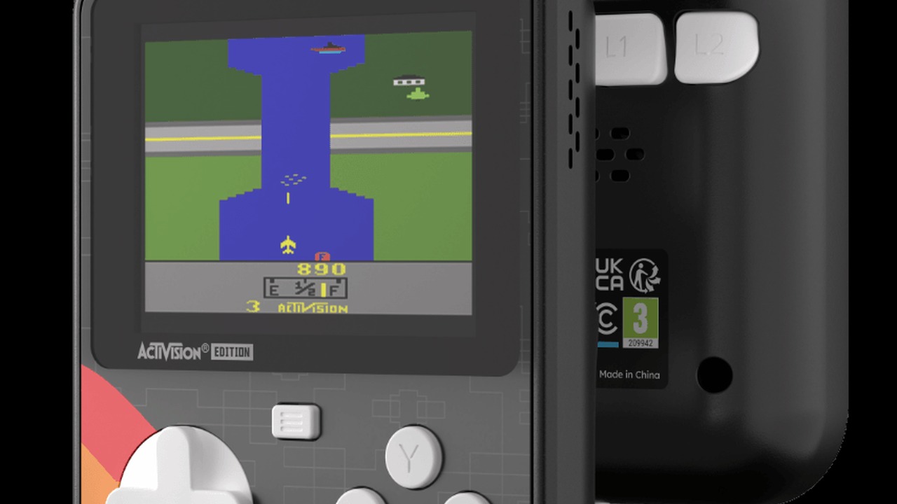 Super Pocket Activision Edition 本体(別アングル)