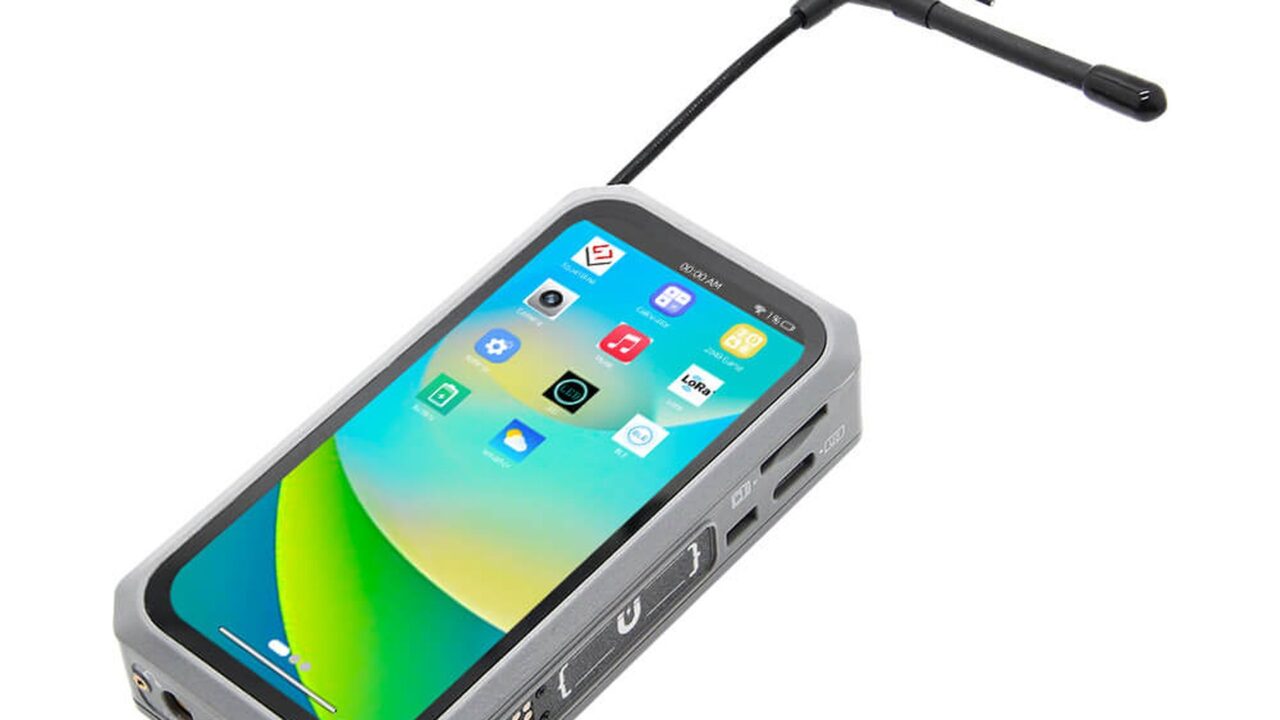 LilyGo T-Display K230 Kitが登場｜RISC-Vと4.1インチAMOLED、LoRaを積んだ104mmの小型端末