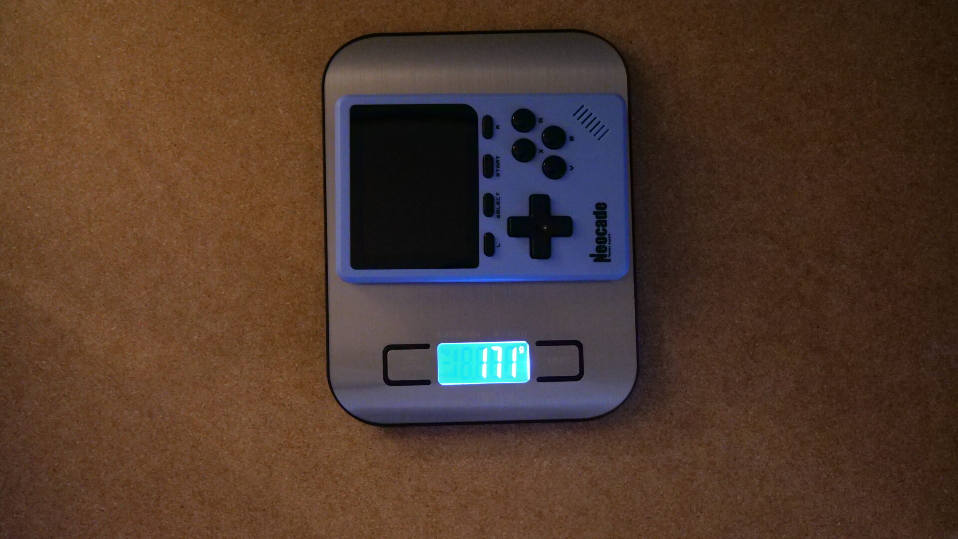 NEOCADE GB Pocket 重量実測171g