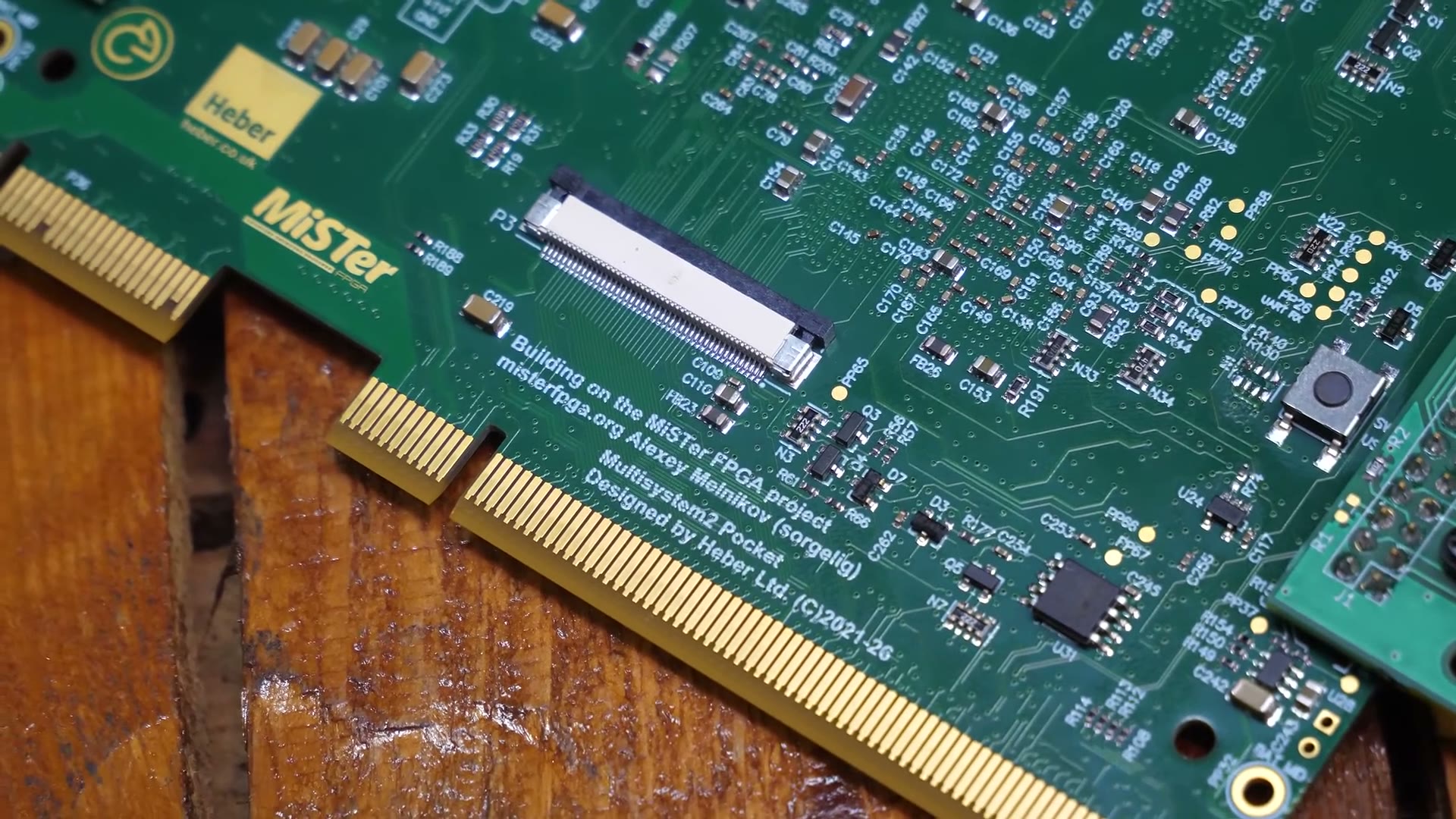 Multisystem 2 Pocketの基板