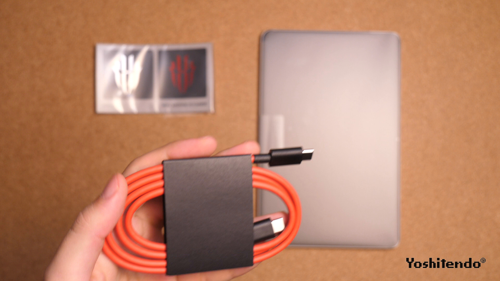 REDMAGIC Astra 2:付属のUSB-Cケーブル
