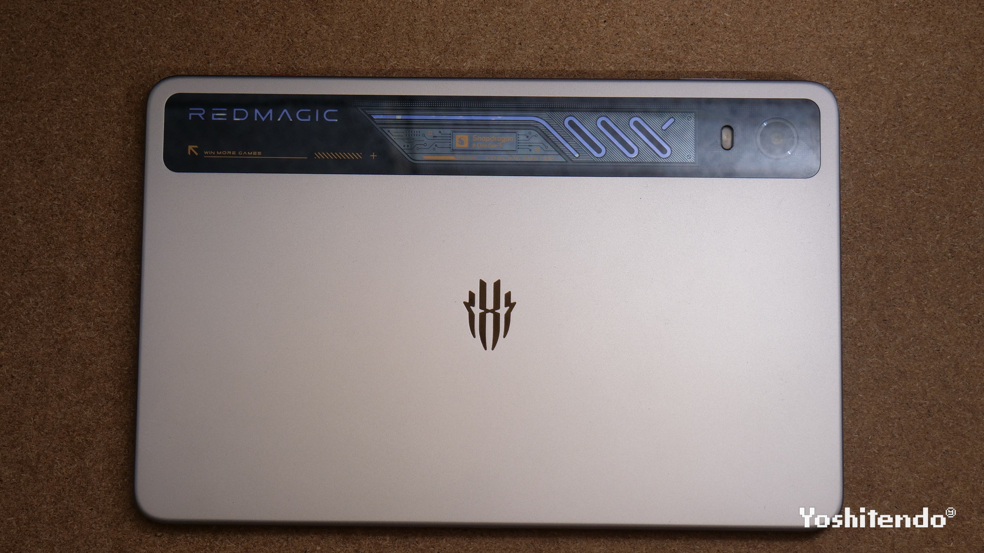 REDMAGIC Astra 2:背面全体